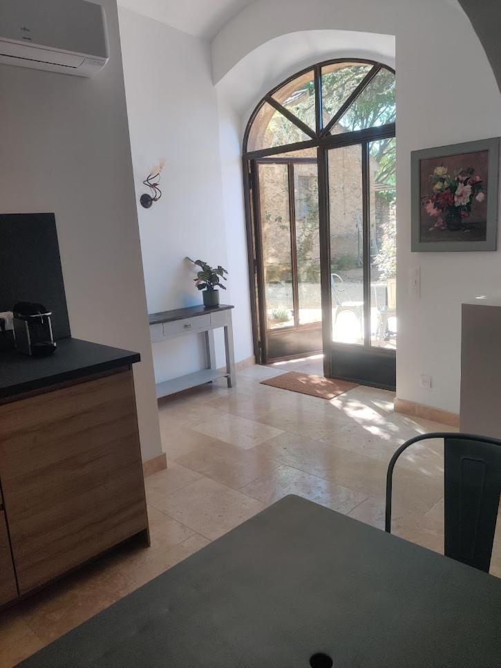 Charme Et Authenticite Dans Une Ferme. Lourmarin Eksteriør bilde